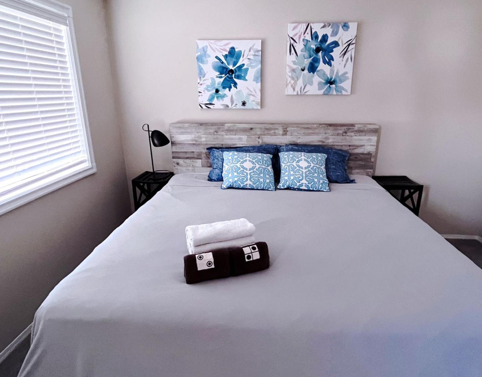 Best Garden House&3 Mins Bus Station Close C-Train&Free Parking Calgary Exterior photo